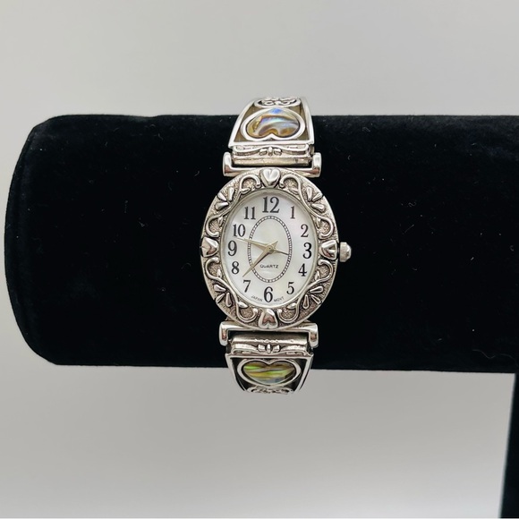 Quartz Watch with Mother of Pearl Heart Accents - Picture 3 of 12
